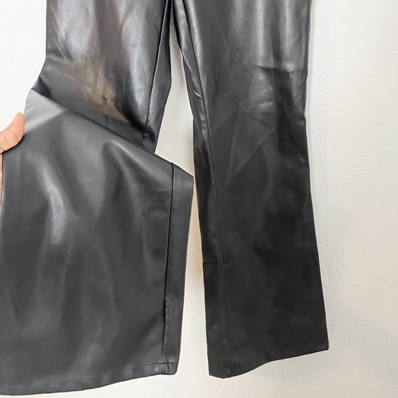 Tiger Mist Teddie Faux Leather Pant - Picture 4 of 8